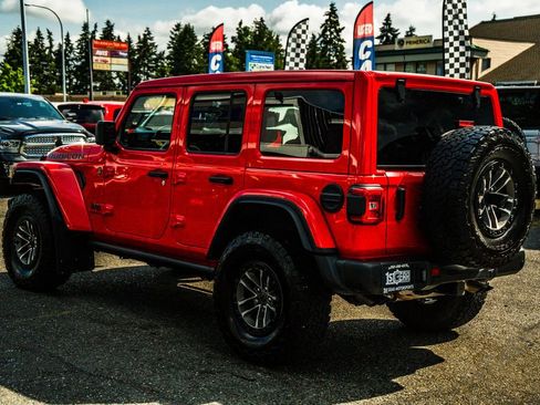 Used 2024 Jeep Wrangler Unlimited Rubicon 392 AWD/4WD image 18