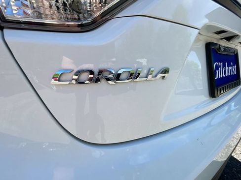Used 2024 Toyota Corolla LE FWD image 29