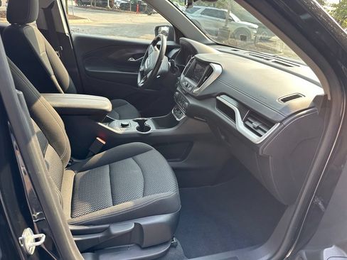 Used 2022 GMC Terrain SLE FWD image 27