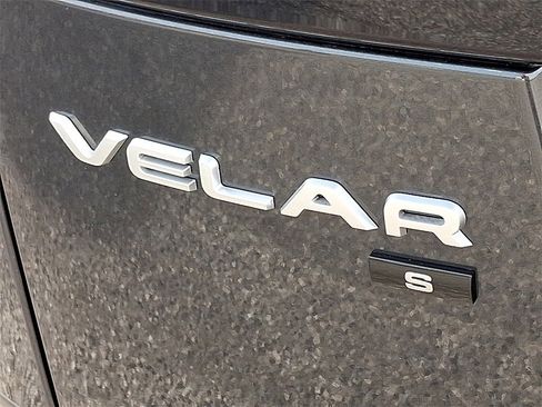 Used 2021 Land Rover Range Rover Velar S image 31
