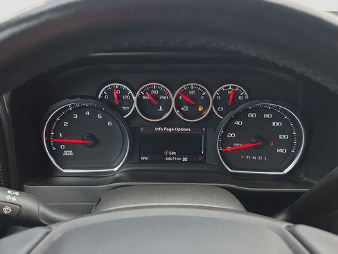 Used 2021 Chevrolet Silverado 1500 RST AWD/4WD image 10