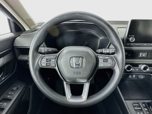 Certified 2024 Honda CR-V EX image 11