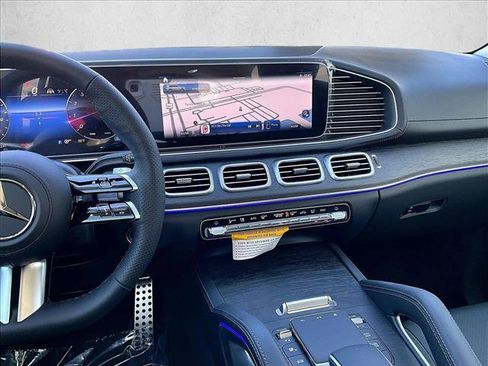 New 2026 Mercedes-Benz GLS 450 4MATIC image 9