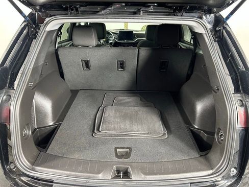Used 2025 Chevrolet Blazer LT AWD/4WD image 22