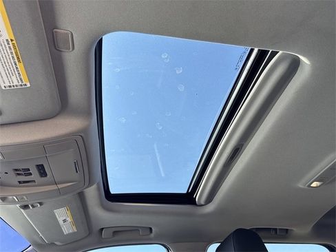 Used 2017 GMC Sierra 1500 SLT image 25