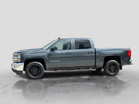 Used 2018 Chevrolet Silverado 1500 LT w/ All Star Edition AWD/4WD image 3