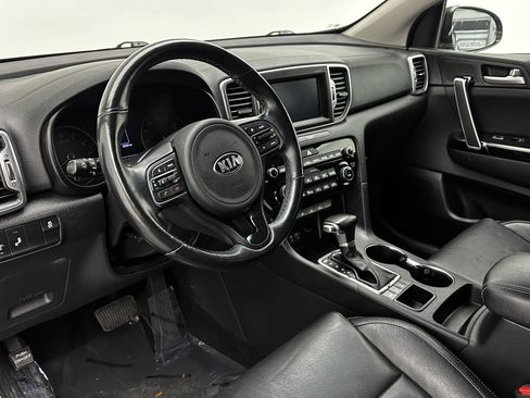 Used 2019 Kia Sportage EX w/ EX Premium Package image 10