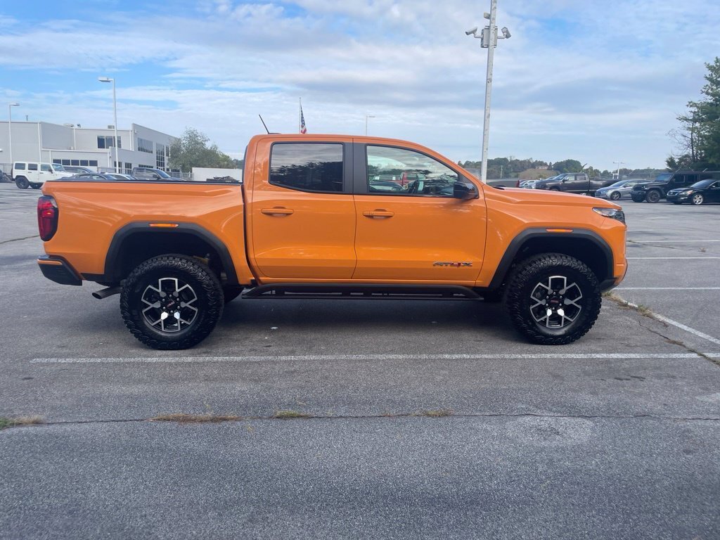 Used 2026 GMC Canyon AT4X AWD/4WD image 7