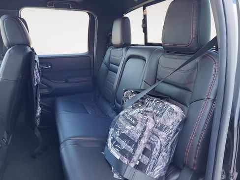 New 2025 Nissan Frontier PRO-4X w/ Pro Premium Package image 19