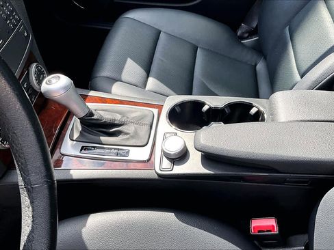 Used 2009 Mercedes-Benz C 350 Sport image 14