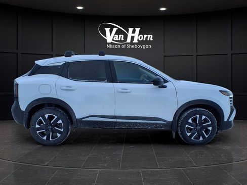 New 2026 Nissan Kicks SV w/ Cold Weather Package image 8