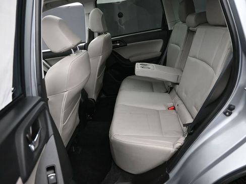 Used 2018 Subaru Forester 2.5i Limited image 10