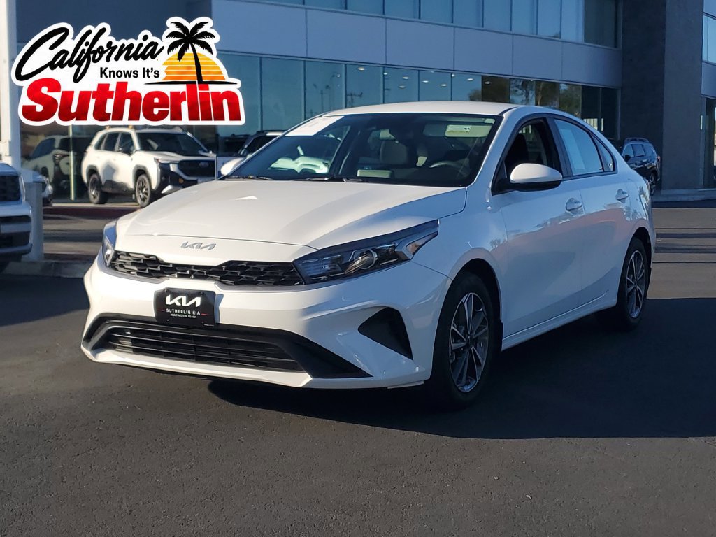 Used 2024 Kia Forte LXS FWD image 1