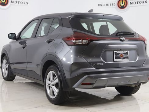 Used 2024 Nissan Kicks S FWD image 4