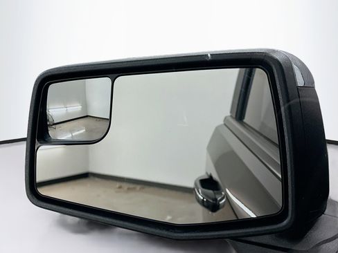 Used 2023 Chevrolet Silverado 1500 LT image 16