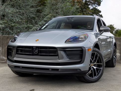 New 2026 Porsche Macan Turbo AWD/4WD image 7