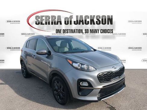 Used 2020 Kia Sportage S image 2