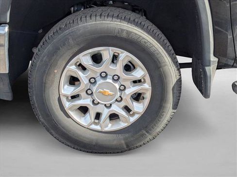 Used 2024 Chevrolet Silverado 2500 LT w/ All Star Edition image 25