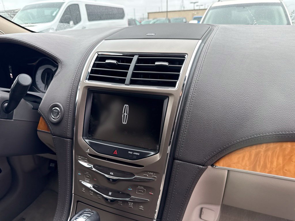 Used 2013 Lincoln MKX AWD image 7