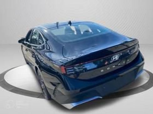 Used 2026 Hyundai Sonata Blue FWD image 8
