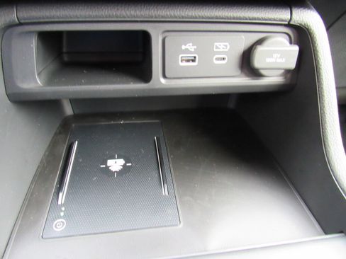 Used 2024 Honda Pilot Elite image 19