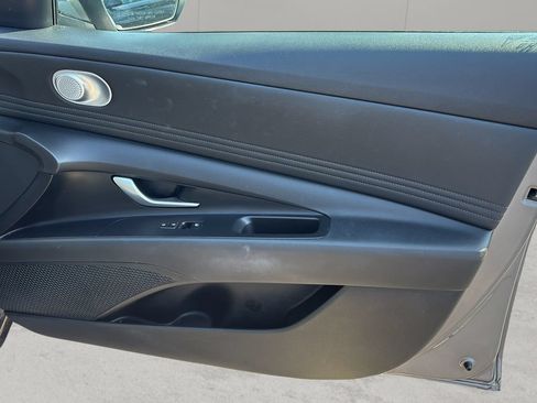 Certified 2023 Hyundai Elantra SEL w/ Convenience Package FWD image 37