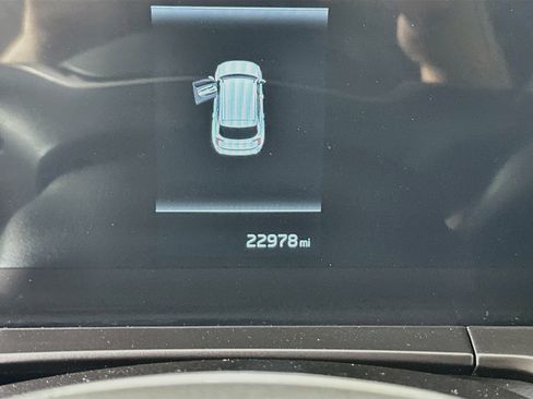 Used 2025 Kia Telluride S FWD image 18