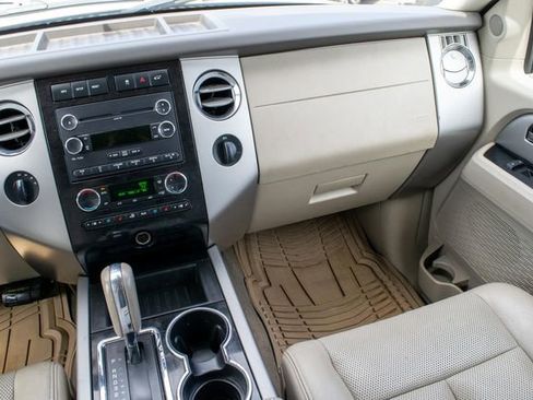 Used 2011 Ford Expedition EL Limited image 27