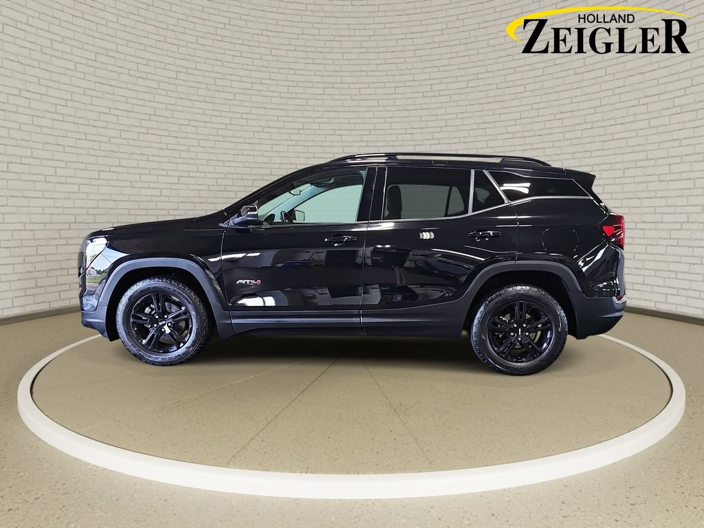 Used 2023 GMC Terrain AT4 AWD/4WD image 8