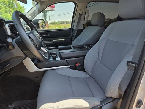 Used 2022 Toyota Tundra SR5 RWD image 15