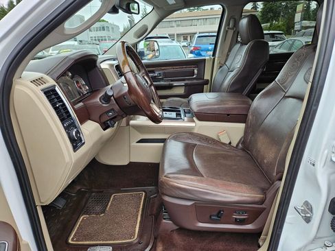 Used 2013 RAM 1500 Laramie Longhorn w/ Convenience Group AWD/4WD image 18