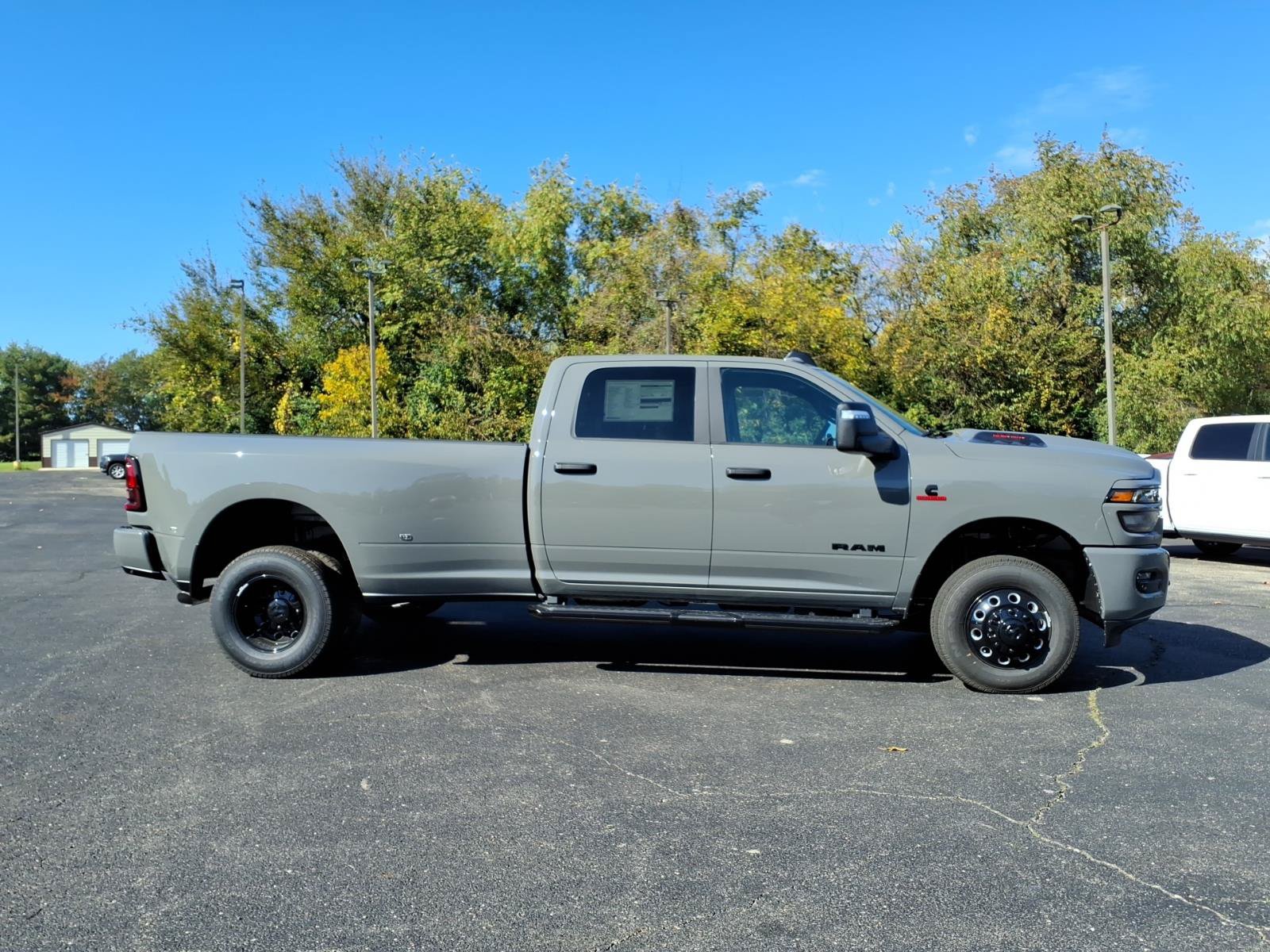 New 2027 RAM 3500 Big Horn AWD/4WD image 8