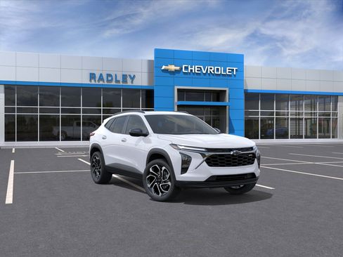 New 2026 Chevrolet Trax RS image 1