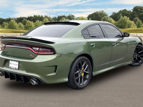 Used 2020 Dodge Charger R/T w/ Blacktop Package RWD image 12