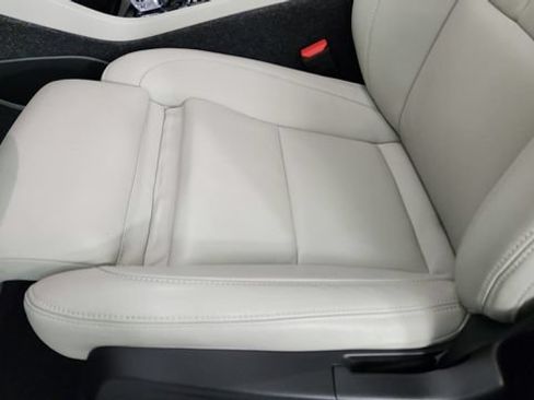 Certified 2026 Volvo XC40 B5 Ultra w/ Climate Package AWD/4WD image 50