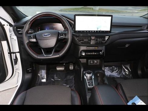 Used 2024 Ford Escape ST-Line w/ Tech Pack #1 image 11