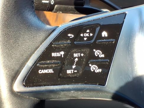 Used 2023 Mercedes-Benz C 300 4MATIC Sedan image 21