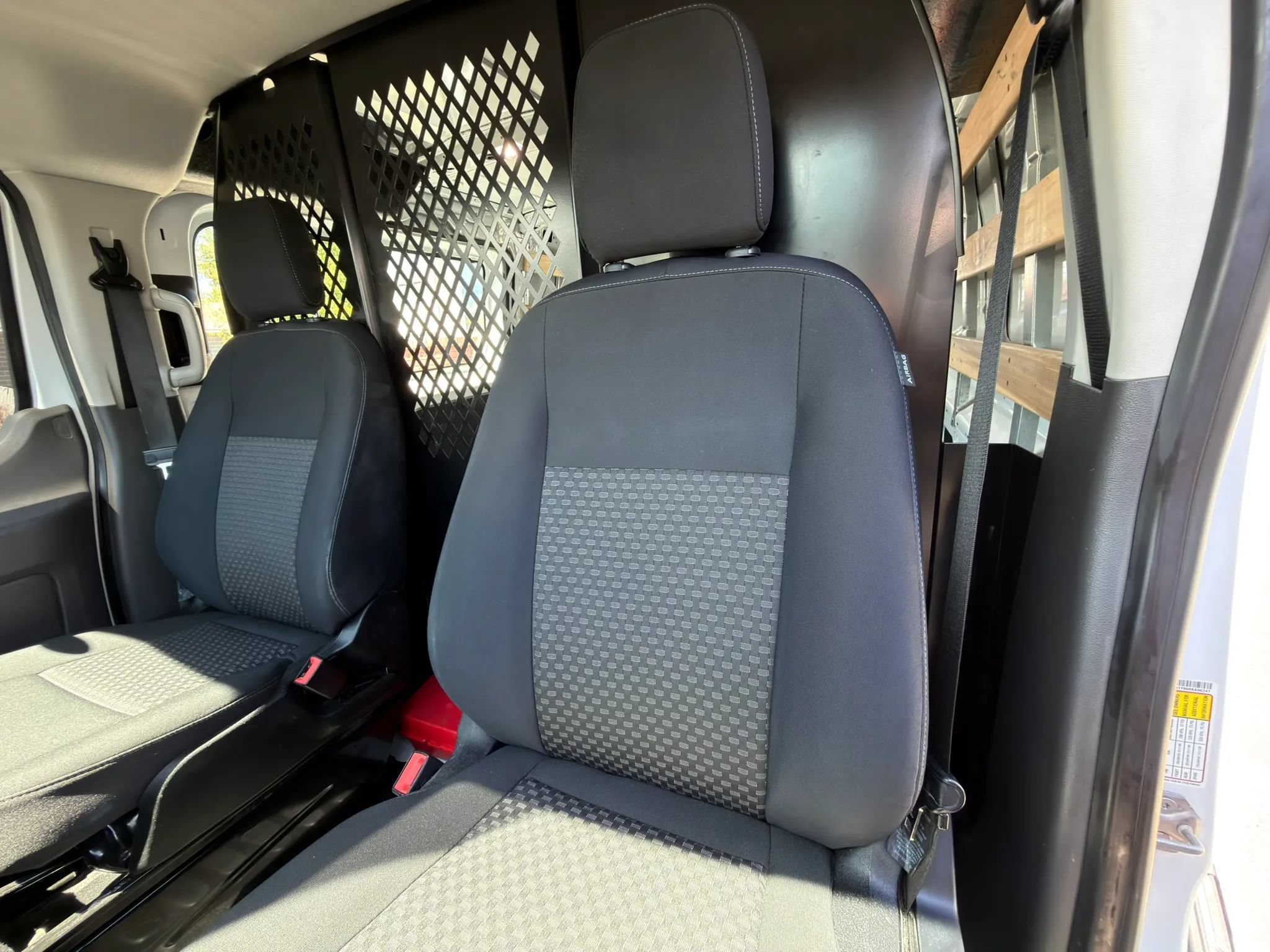 Used 2024 Ford Transit 250 Low Roof w/ Exterior Upgrade Package RWD image 37
