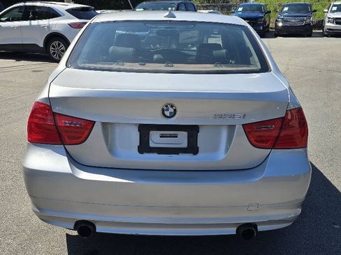 Used 2011 BMW 335i xDrive Sedan AWD/4WD image 7