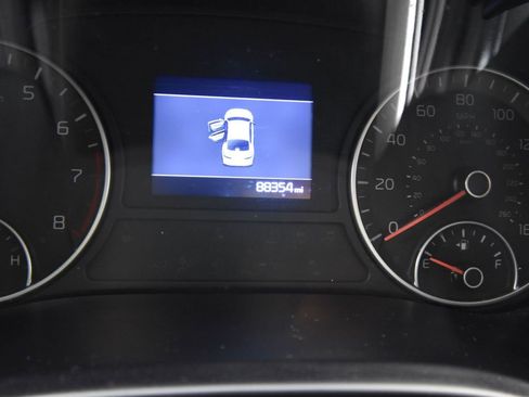 Used 2019 Kia Optima LX image 15