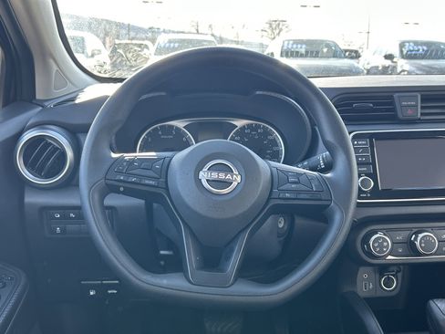 Used 2025 Nissan Versa S image 19