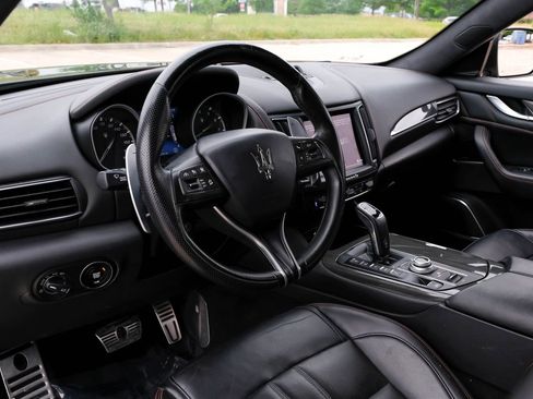 Used 2019 Maserati Levante S GranSport AWD/4WD image 3
