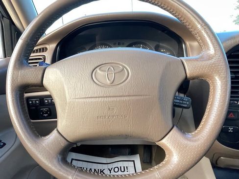 Used 1999 Toyota Land Cruiser image 20
