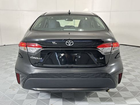 Used 2022 Toyota Corolla LE FWD image 7