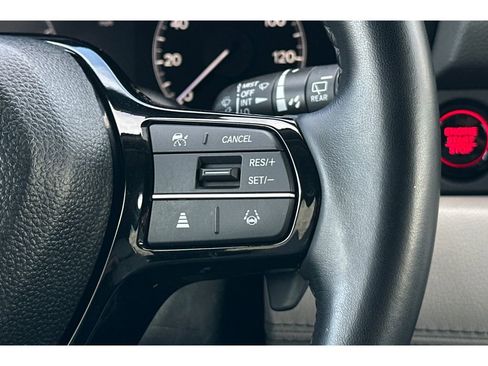Used 2024 Honda Pilot EX-L image 39