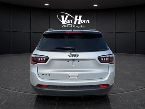 New 2025 Jeep Compass Limited w/ Sun & Sound Group image 13