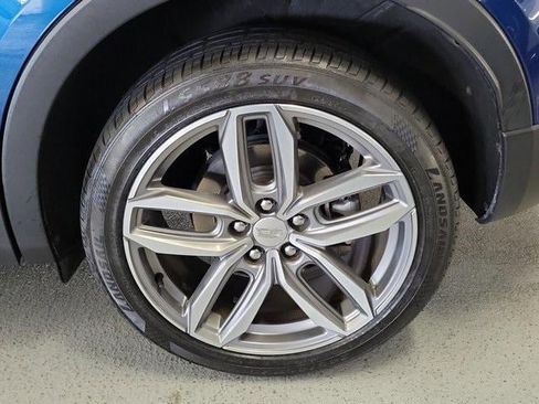 Used 2019 Cadillac XT4 Sport w/ Driver Awareness Package image 9