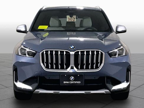 Used 2023 BMW X1 xDrive28i w/ Premium Package AWD/4WD image 3