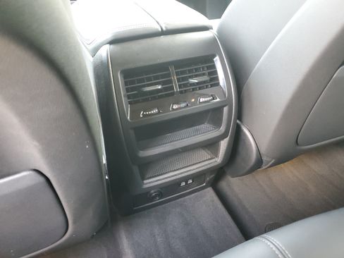 Certified 2024 BMW X5 xDrive40i w/ M Sport Package AWD/4WD image 25