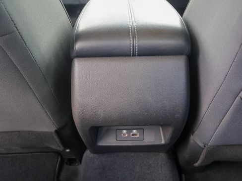 Used 2025 Nissan Altima 2.5 SV FWD image 19